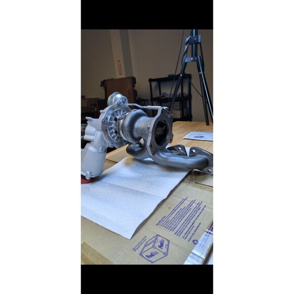 Mercedes OEM Turbocharger A2700902980 w/ Electronic Actuator – New (Open Box) – - Picture 3 of 4
